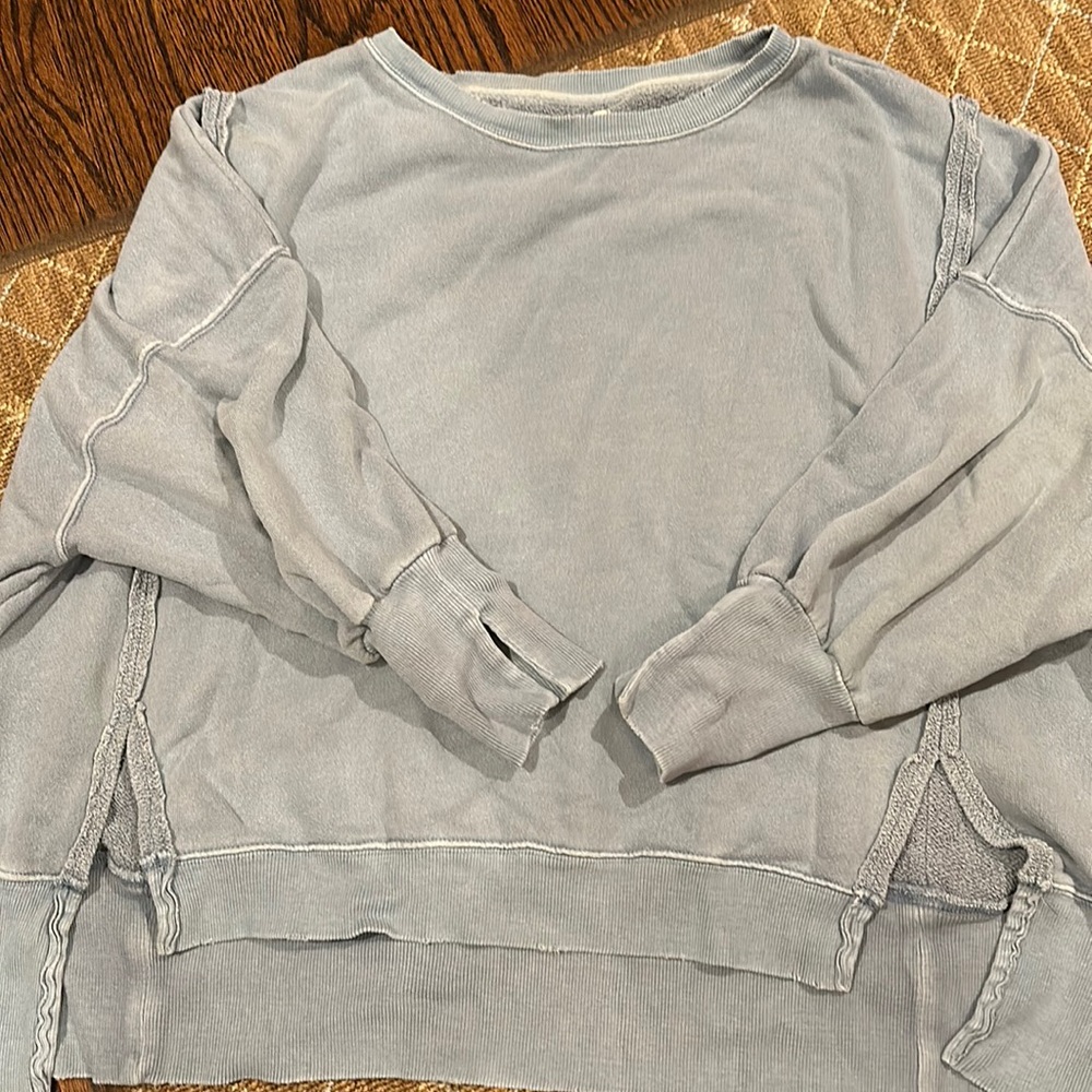 Free People Camden sweatshirt. Size small baby blue